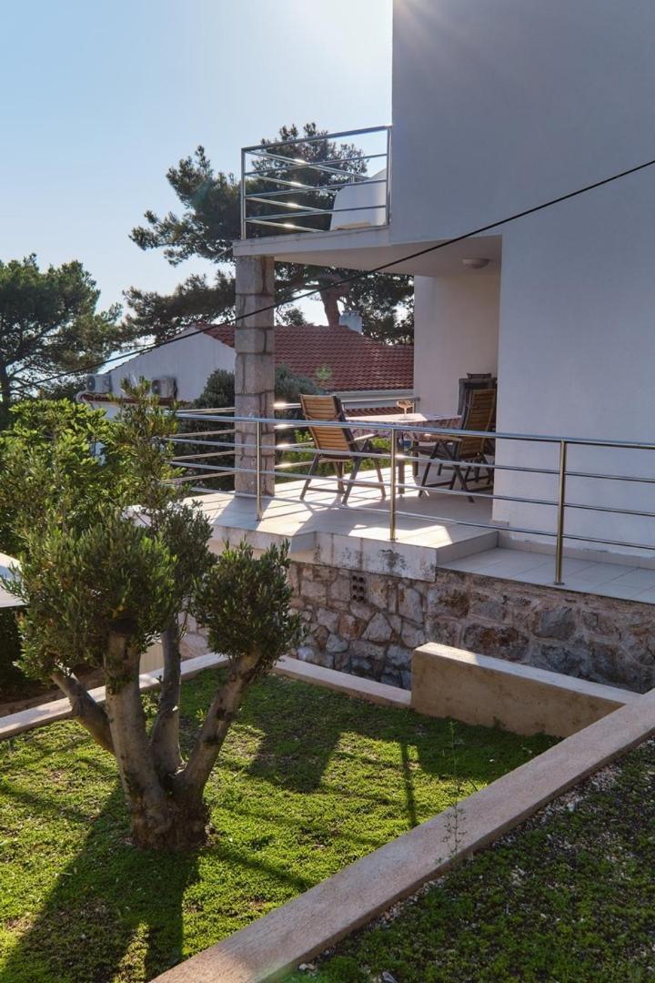 Apartment With Sea View Vitorio Mali Losinj Exterior photo